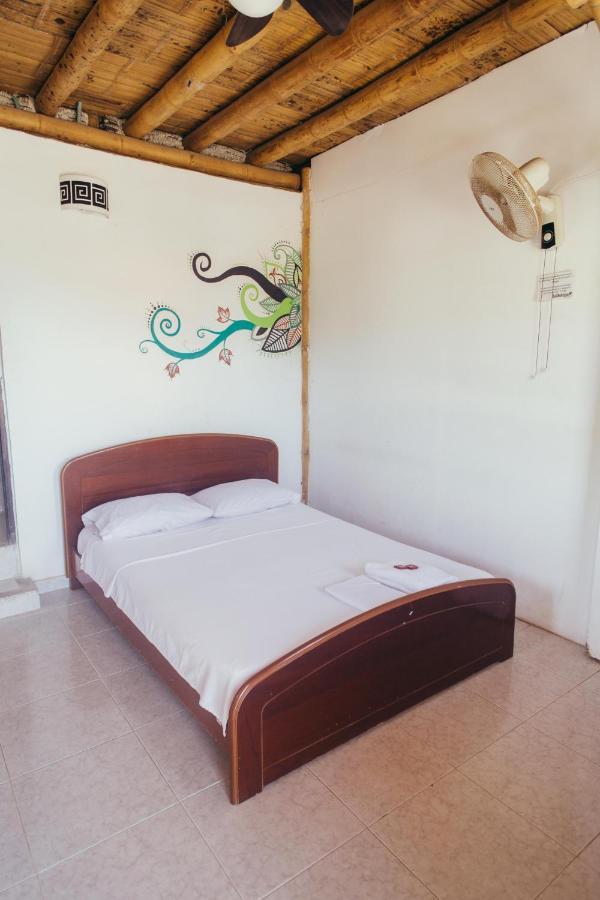 La Tortuga Hostel Taganga Buitenkant foto