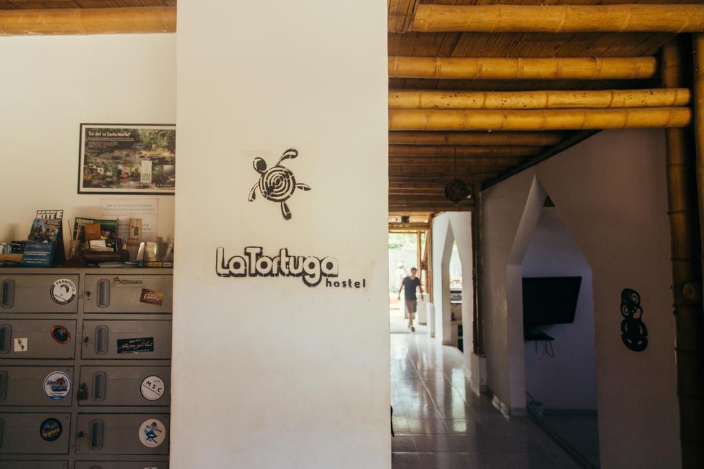 La Tortuga Hostel Taganga Buitenkant foto