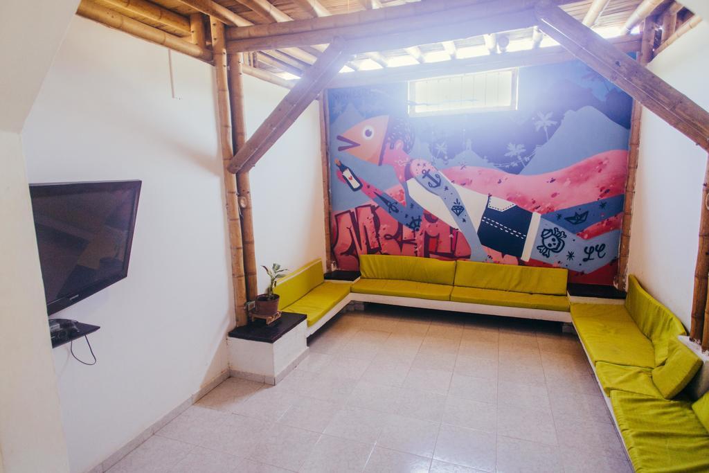 La Tortuga Hostel Taganga Buitenkant foto