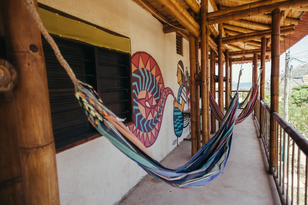 La Tortuga Hostel Taganga Buitenkant foto