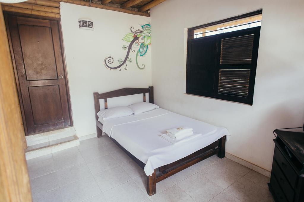 La Tortuga Hostel Taganga Buitenkant foto