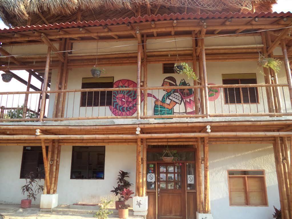 La Tortuga Hostel Taganga Buitenkant foto