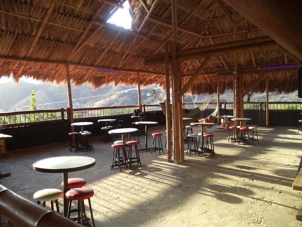 La Tortuga Hostel Taganga Buitenkant foto